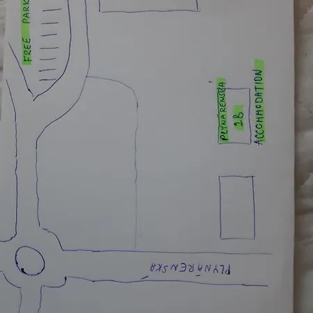 Albergue Living By The Bus Station