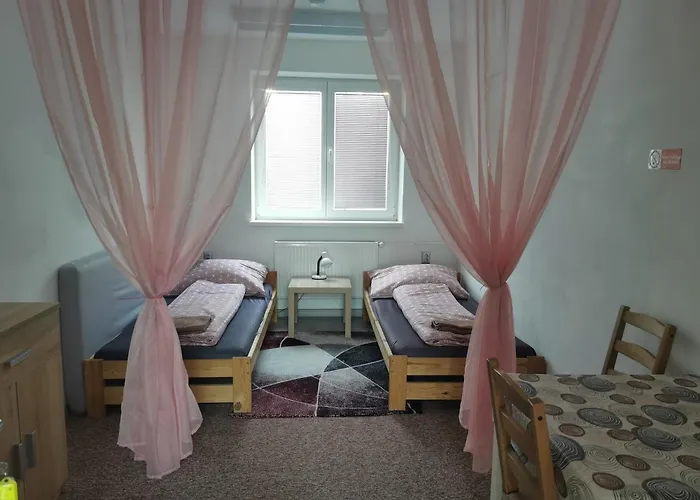 Hostel Living By The Bus Station